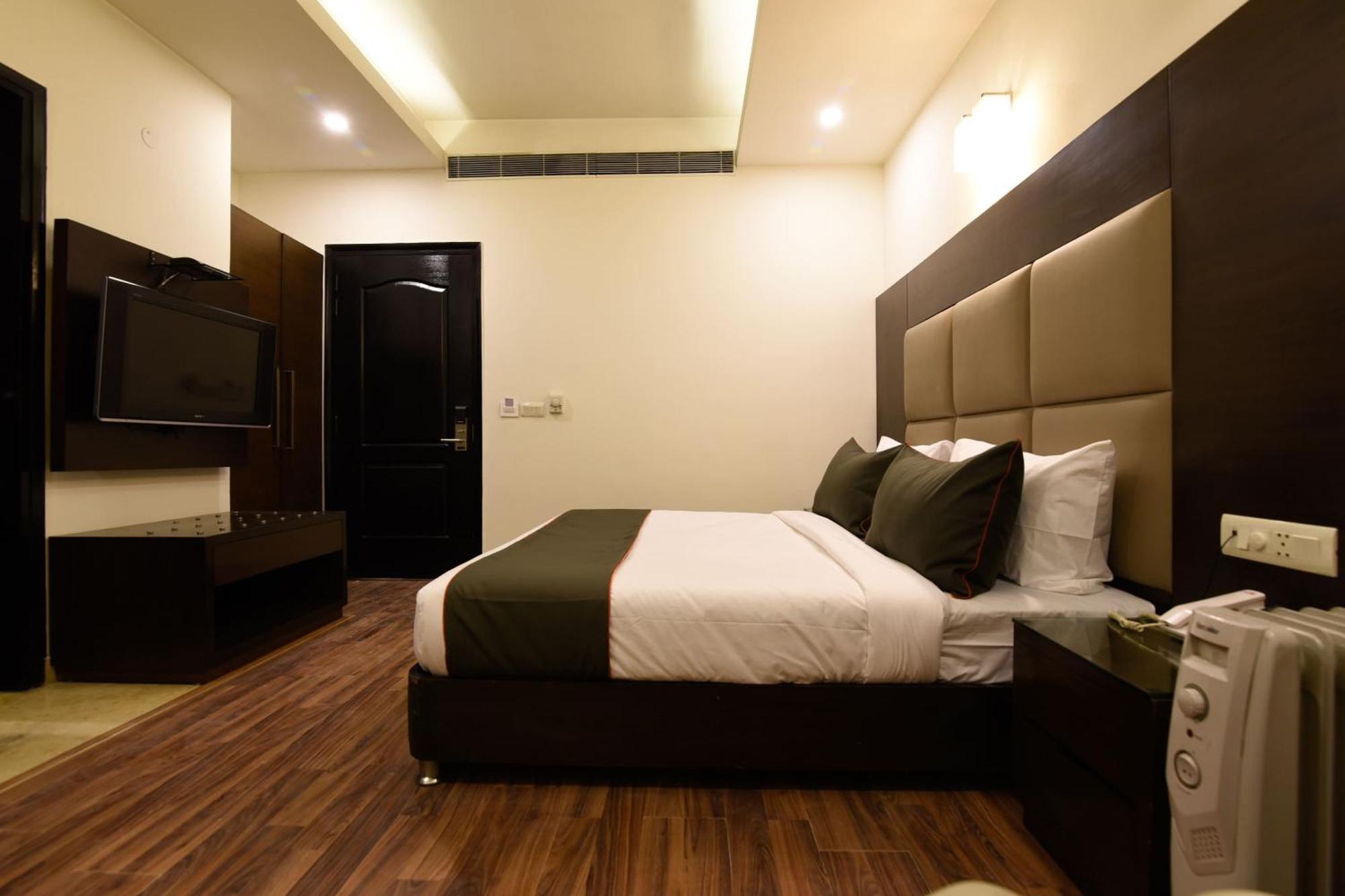 OYO 78191 Collection O Venkata Sai Sadan Mathrusree Nagar Hotel Kondapur  Bagian luar foto