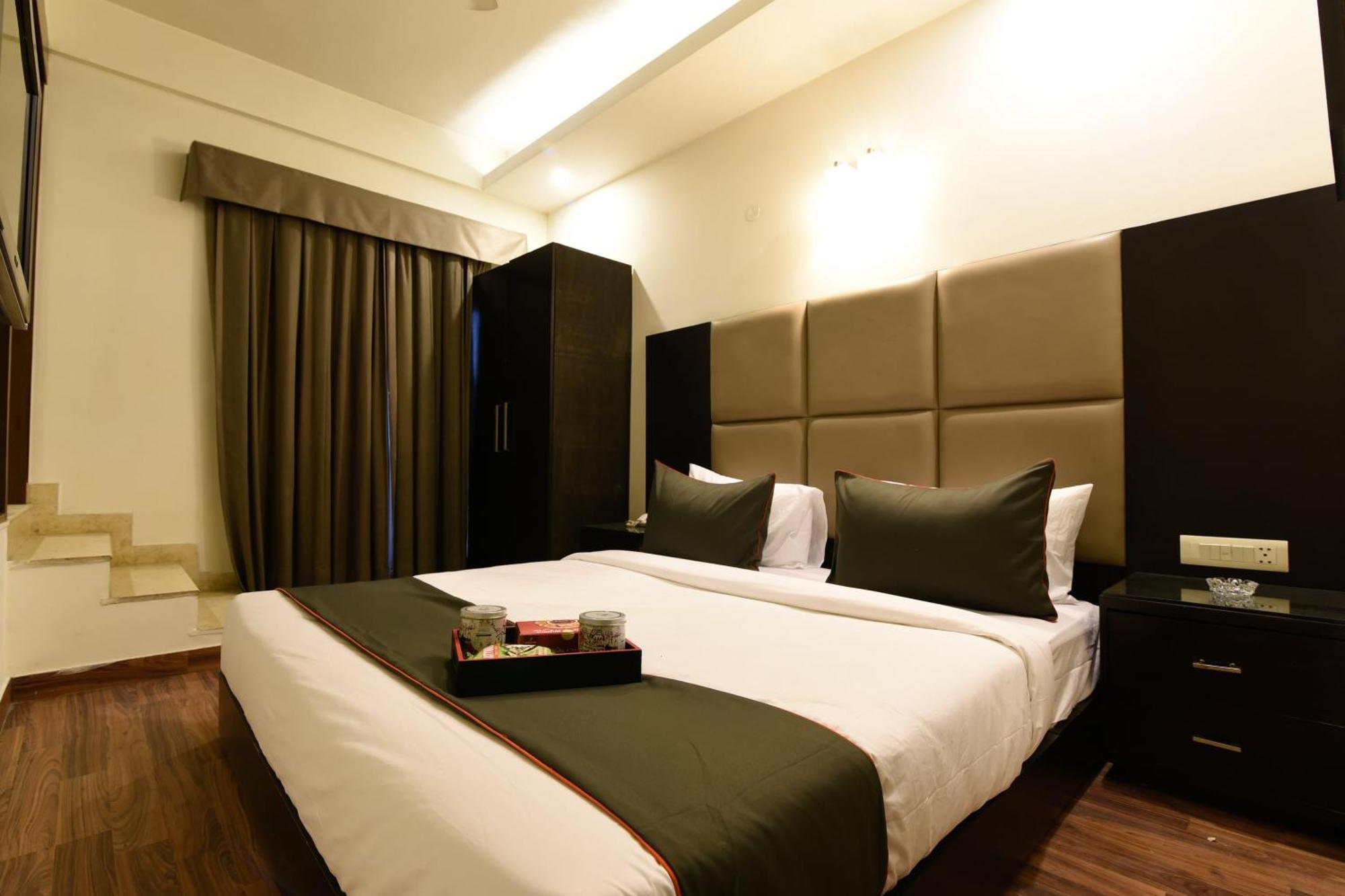 OYO 78191 Collection O Venkata Sai Sadan Mathrusree Nagar Hotel Kondapur  Bagian luar foto