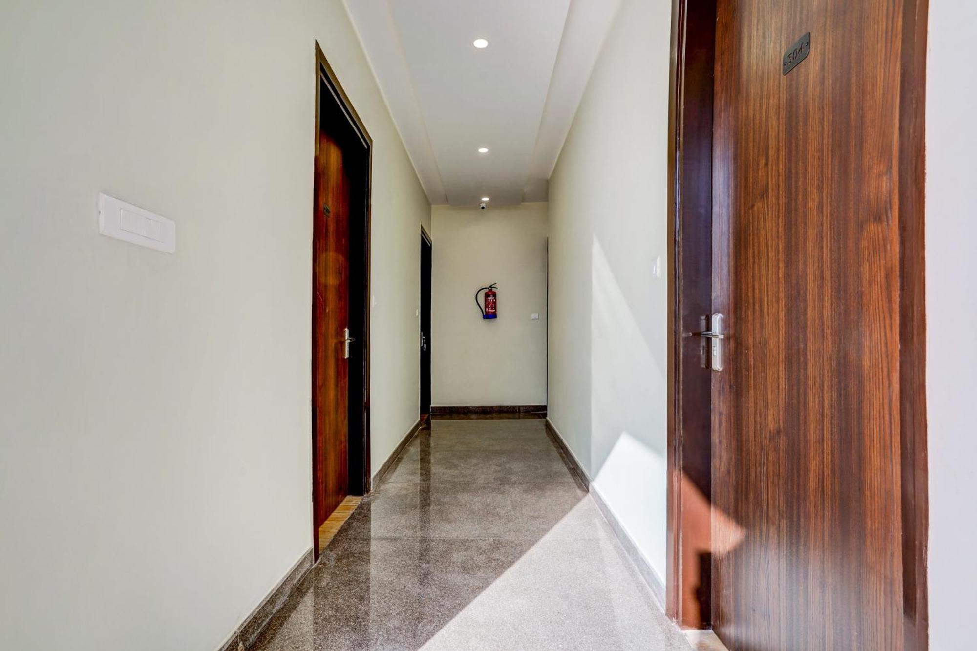 OYO 78191 Collection O Venkata Sai Sadan Mathrusree Nagar Hotel Kondapur  Bagian luar foto