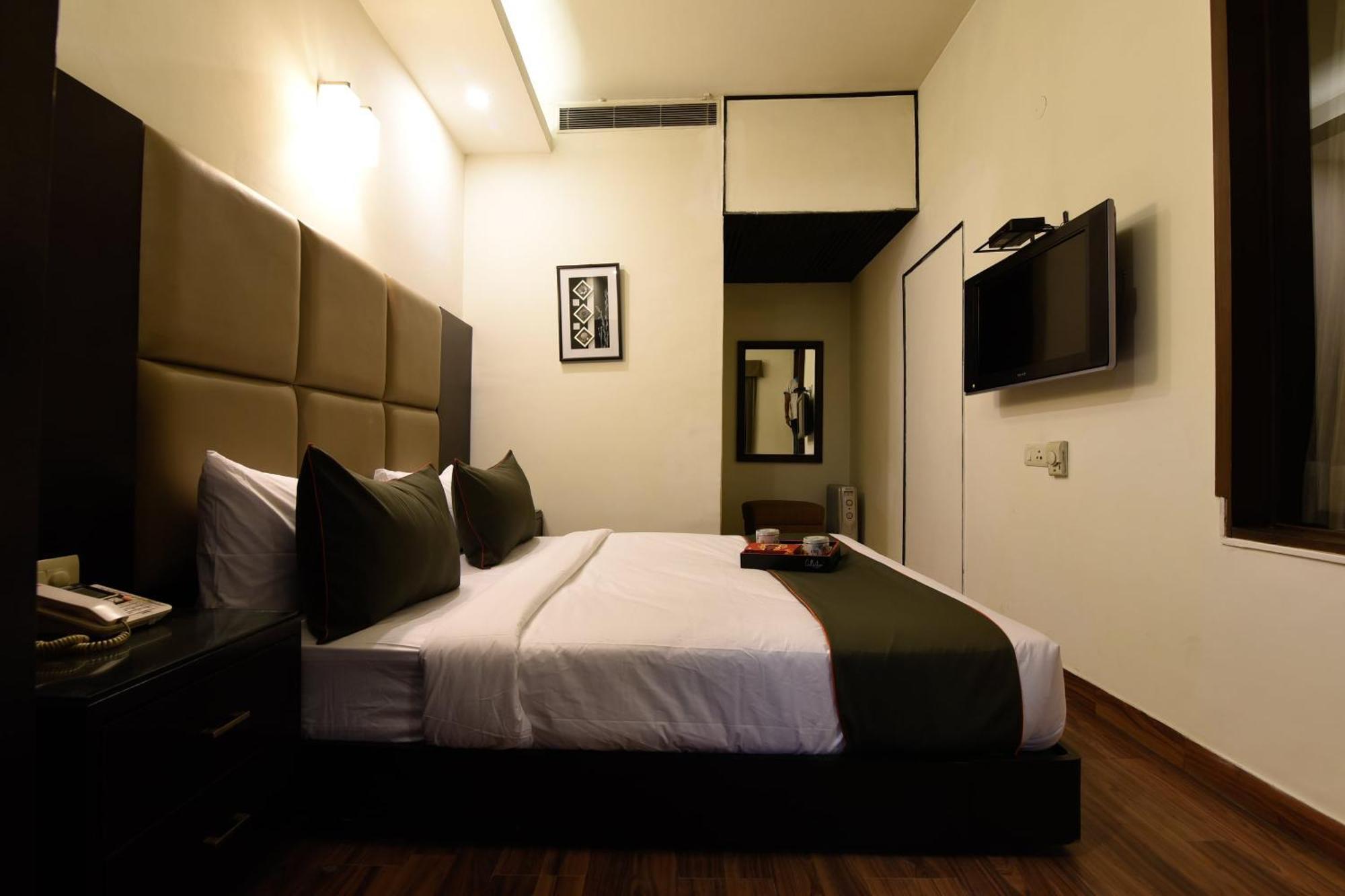 OYO 78191 Collection O Venkata Sai Sadan Mathrusree Nagar Hotel Kondapur  Bagian luar foto